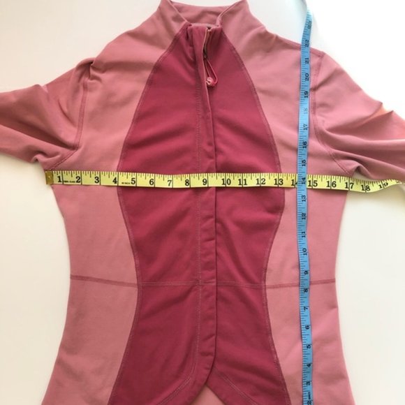 Lululemon RARE Vintage Baja Shape Define Jacket - Picture 5 of 6